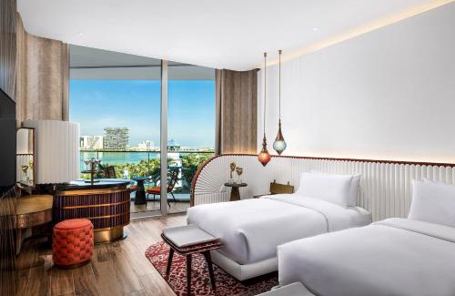 Dubai Marina Resort | W Dubai - Mina Seyahi
