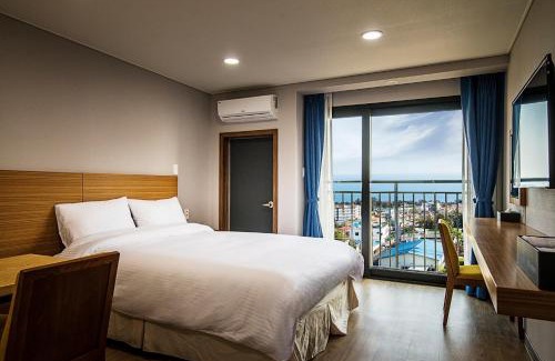 Jungmun House | W Ocean Pension