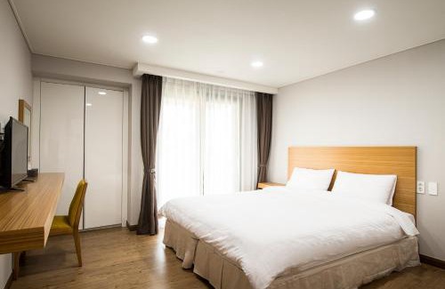 Jungmun House | W Ocean Pension