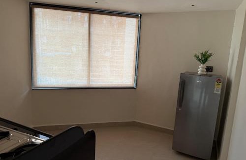 Navi Mumbai Apartment | Wabi Sabi 2Bhk Furnished Apartment WiFi Kitchen Smart Tv by Abhibha Stays