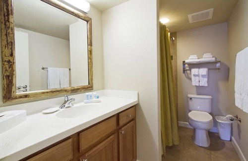 Waikiki Resort | Waikiki Beach Walk Honolulu Condo