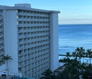 Waikiki Apartment | Waikiki Condo 2 Bedrooms 2 Bathrooms with 1 free parking space