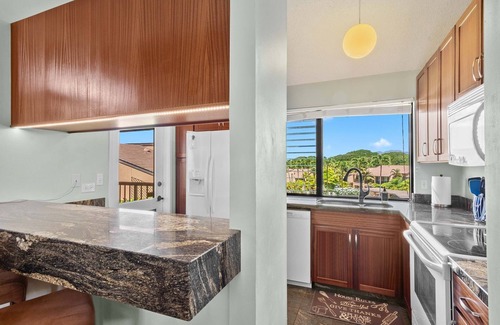 Wailea Condo | Wailea Ekahi 45D - Ocean & Garden Views, Beautifully Renovated, Split AC, Wi-Fi!