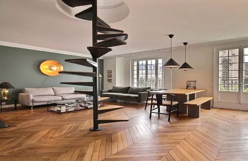 Montparnasse Apartment | WAKE UP TO THE BELLS OF THE CHURCH NOTRE-DAME DES CHAMPS IN ST GERMAIN