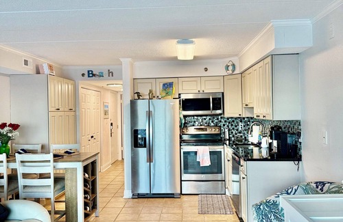 North Ocean City Condo | Wake up to the sound of the waves-Oceanfront Condo