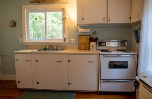 Pentwater Cottage | Wakeman Cottage