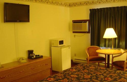Cottage Grove Hotel | Wakota Inn and Suites