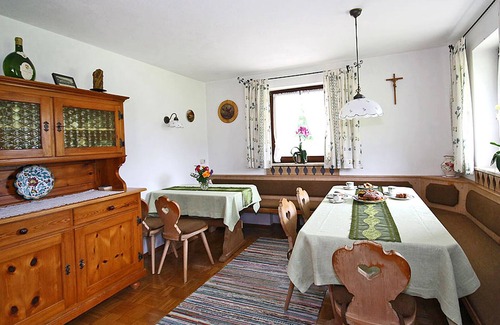 Aschau im Chiemgau Apartment | Waldblick Doppelzimmer Dusche/wc, TV und Balkon