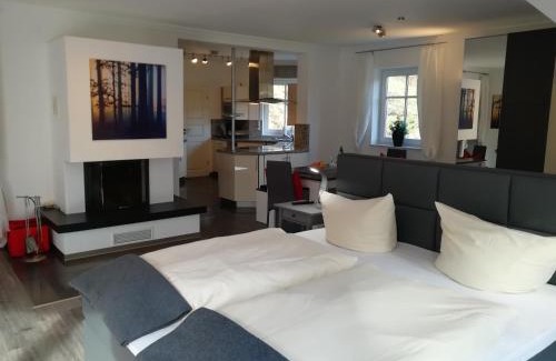 Karthauserhofgelande Hotel | Waldhotel Forsthaus Remstecken