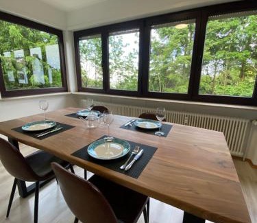 Neustadt-Hambach Apartment | Waldzeit Apartment Natur Komfort und Self Check-in