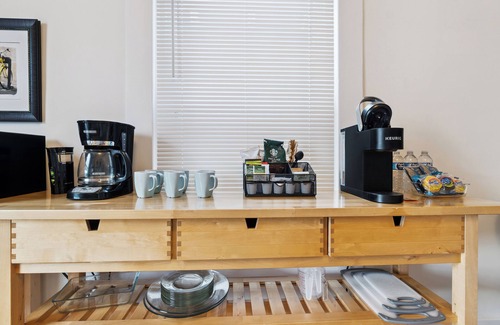 Downtown Chattanooga House | Walk & Chill - Southside, Sips, Choo Choo