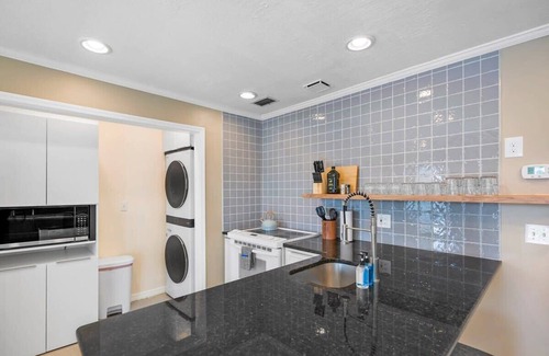 St. Augustine Condo | Walk Downtown, By Conch House, Free Parking, Games