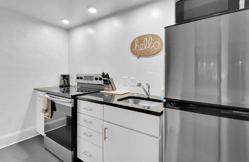 Downtown Des Moines Apartment | Walk to 3 Breweries! 1 Bed Apartment on Grand