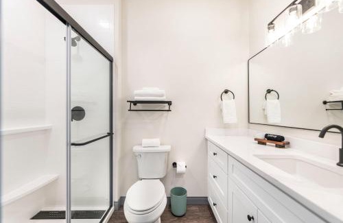 Macon Apartment | Walk to Atrium Peaceful Downtown Stay