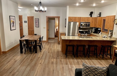 River Run Condo | Walk to Base-Oversized w/Mountain Views. Pool & Hot Tub. Toys & Stocked Kitchen!