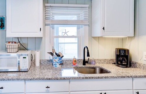 Hampton Apartment | Walk to beach combo 2&3