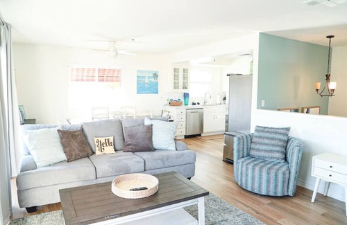 San Clemente House | Walk to Beach! Entire SC Triplex