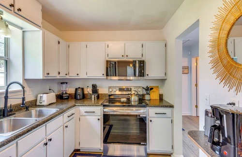 Navy Point House | Walk to Beach: Family Getaway in Pensacola