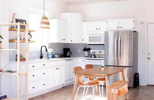 Wilmington Beach Apartment | Walk to Beach, Full Kitchen, Cozy Surf Studio