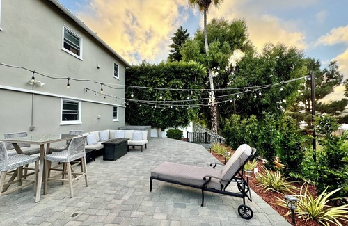 San Clemente Apartment | Walk to beach-private yard w/spa, fire pit, AC & more in downtown San Clemente!