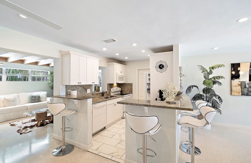 Florida North Atlantic Coast House | Walk to Beach- Salt&Sea Sanctuary-Private pool