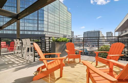Downtown Nashville Apartment | Walk to Broadway, Pool Access, Onsite Parking at Tequila Sunrise in Downtown Nashville