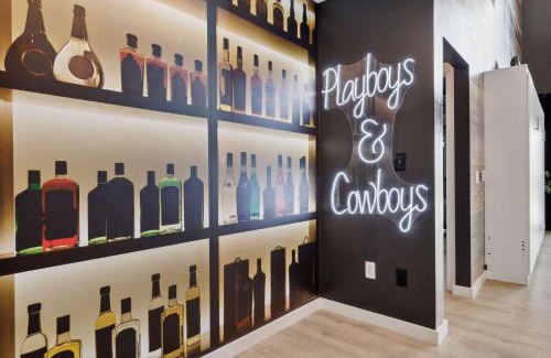 Downtown Nashville Apartment | Walk to Broadway, Pool, Gym, Parking at Cowboys & Playboys in Downtown Nashville