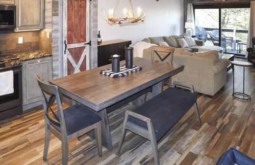 Village at Camelback House | Walk to CamelBack Beach, Ski in Ski out & Bunk room