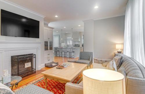 Belmont Historic District House | Walk to Dining and Shops Historic Belmont Home