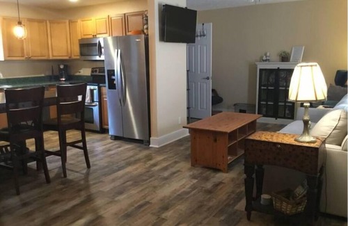 Panama City House | Walk to Dinner, Sunsets & the Bay! Pets OK! 15 min to Beach from St. Andrews