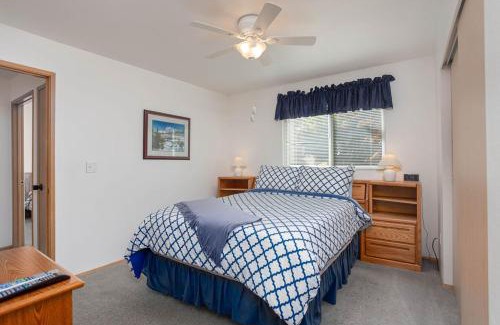 Downtown Leavenworth Apartment | Walk to Downtown , 7 Guests , Pets , AC, No Stairs