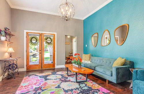 Canon City House | Walk to Dtwn Colorful Cañon City Home with Grill!