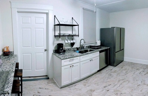 Durham Apartment | Walk to Duke Campus! 3 Bedroom in Trinity Park!