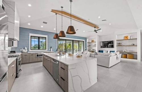 Sarasota House | Walk to Everything, Gulf Views, Waterfront, Heated Resort Style Pool w/Slide