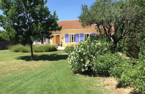 St.-Remy-de-Provence House | Walk To St Remy Village From This Magical Villa With Pool And Privacy!