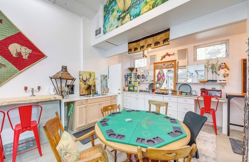 Libby Apartment | Walk to Happys Inn: Studio w/Outdoor Space!