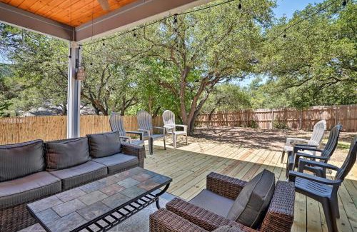 Lakeland Park House | Walk to Lake Austin Spacious Getaway with Patio