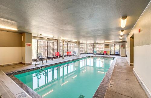Chelan Apartment | Walk to Lake Chelan Top-Level Waterfront Condo