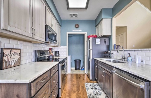 Afton House | Walk to Lake: Family Gem w/Pool Access in Afton