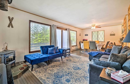 Pocono Summit Cabin | Walk to Lake: Game Room Getaway in Pocono Summit!