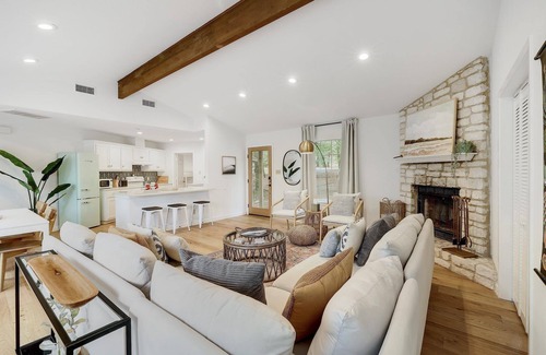 Bastrop House | Walk to Lake + Stock Tank Pool + Fire Pit