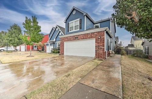 Afton House | Walk to Lake Townhome with Hot Tub in Afton!