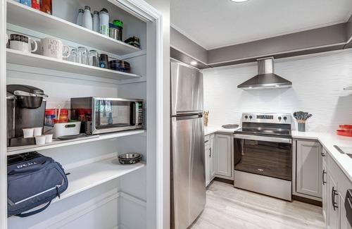 West Side Historic District House | Walk to Main St Hendersonville: Chic Home w/Yard