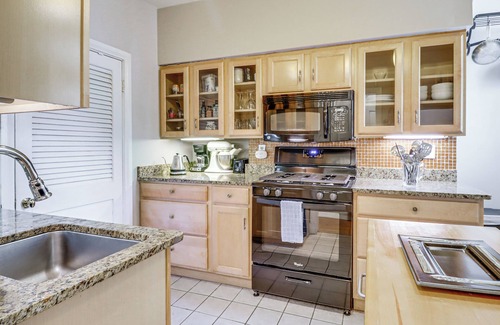 Old Town North House | Walk to Old Town: Chic Alexandria Abode w/Patio!