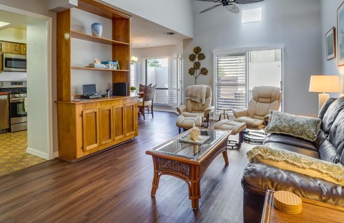 Leesburg House | Walk to Restaurants Downtown Leesburg Townhome!