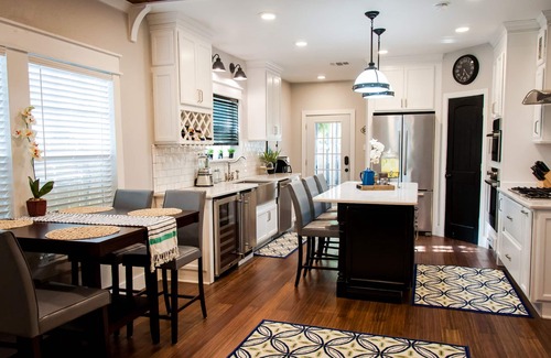Tobin Hill House | Walk to River walk, Pearl complex entertainment, & Best Farmers Market in 3 min