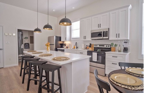 Eastside Promise Neighborhood Apartment | Walk to Riverwalk 3BR 2BA Gem Near Fun Downtown