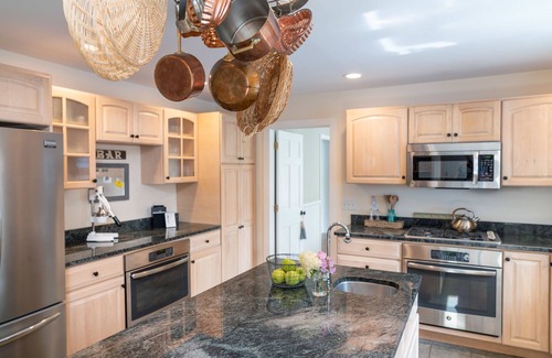 Southold House | Walk to Sandy Beach & Town! Heated Saltwater Pool. Scroll to bottom CONTACT HOST