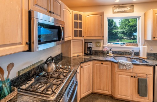 Southold House | Walk to Sandy Beach & Town! Heated Saltwater Pool. Scroll to bottom CONTACT HOST