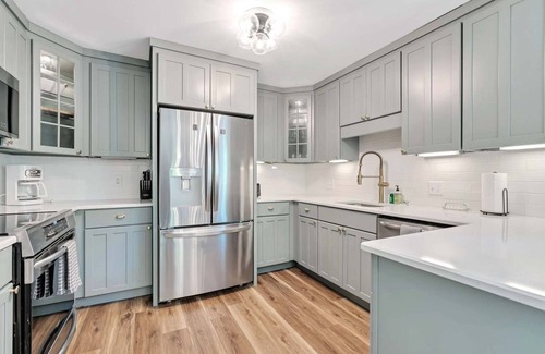 West Hartford Condo | Walk to Ski Hill, Mountain Chalet - Kingswood 5F